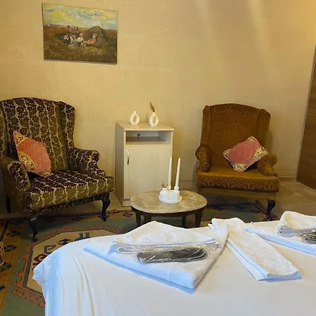 Arnovalley Hotel